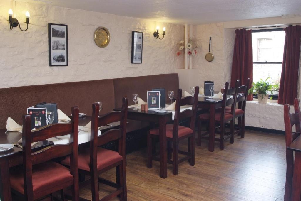 The Robertson Arms Hotel Carnwath Εξωτερικό φωτογραφία